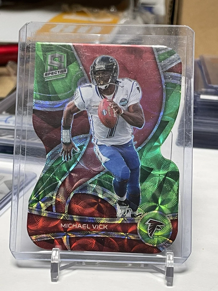 2022 Panini Spectra Neon Green Prizm Die-Cut /30 Michael Vick #111 - Image 1 of 2