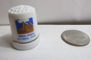 Dedal de costura vintage de cerámica BadLands Nat Park para coleccionistas envío gratuito - Imagen 1 de 2