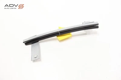 Ford Mustang 2015-2025 cupé puerta del conductor izquierda ventana guía trasera retenedor OEM Foto 1 de 4