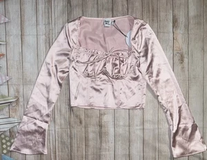 PRINCESS POLLY SZ 6 PINK Sateen CROPPED LONG SLEEVE TOP - Picture 1 of 3