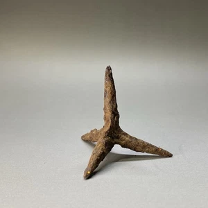C28  ANCIENT Khitan's Caltrop (steed dragger ) of Liao Dynasty (907-1125) 辽代铁蒺藜 - Picture 1 of 9