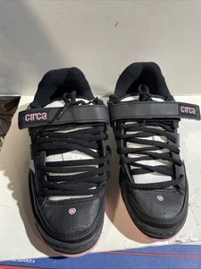 C1RCA CX205 Skate Skater Shoes Black White Puffy Fat Tongue Size 8 Women - Picture 1 of 9