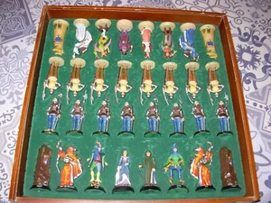 ancien jeu d' échec en étain style médiéval soldat cavalier roi édition atlas - Photo 1/7