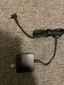 ASUS Charger Adapter ADP-33BW A AD890326 Vivobook 200E 201E 19V 1.75A 33W 4.0mm - Picture 1 of 1