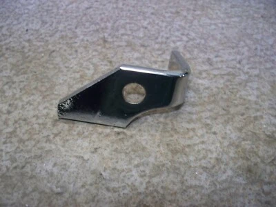 Moto de nieve Polaris 1985 1986 Indy 600 LE SE CROMO LH parada de dirección nueva 5220237 Foto 1 de 3