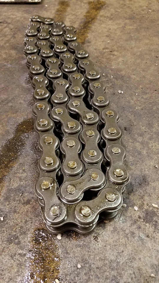 Cadena de transmisión - Bobcat 843 Foto 1 de 1