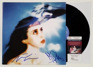 MAGDALENA BAY BAND SIGNIERT IMAGINAL DISK LP VINYL SCHALLPLATTE ALBUM MIT JSA ZERTIFIKAT - Bild 1 von 2