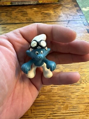 Smurfs - 40203 - Super Smurf -No Tricycle Included-PVC 1978 Figure Peyo - Image 1 of 4