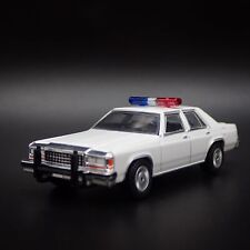 1980-1991 FORD LTD CROWN VICTORIA POLICE RARE 1:64 SCALE DIORAMA MODEL CAR