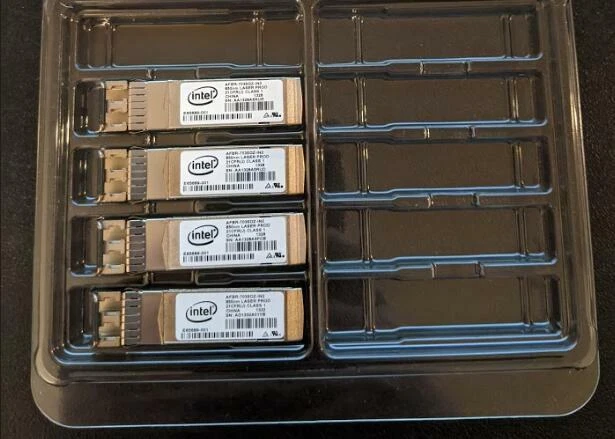 INTEL 10G SFP+ SR SFP E10GSFPSR AFBR-703SDZ-IN2 para X520-DA2 X520-SR2 X710-DA2 Foto 1 de 1