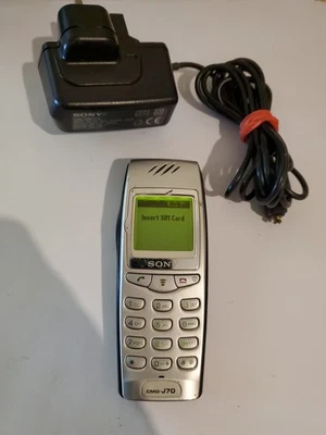 Sony Cmd J70  (Unlocked) Mobile Phone - Image 1 of 4
