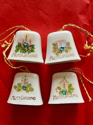 JUEGO DE 4 CAMPANAS DE NAVIDAD en miniatura vintage de los años 50 ÁRBOL DE PLUMAS JAPÓN Foto 1 de 3