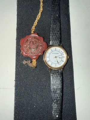 Vintage Ladies Tourneau Watch Leather Band 80’s 90’s - Image 1 of 4