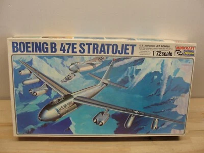 * NEW MINICRAFT BOEING B 47E STRATOJET U.S AIRFORCE JET BOMBER  1:72 SCALE MODEL - Image 1 of 3