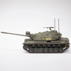 Carro armato pesante 1/72 American M103A2 modello prodotto finito - Foto 1 di 6