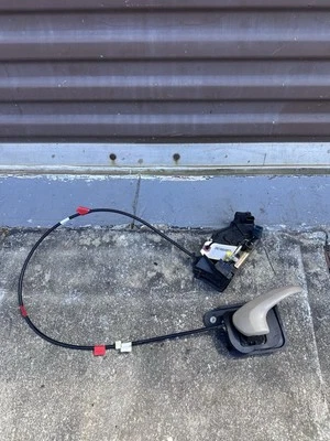 Ford Mustang Cobra SVT 1999 manija de puerta interior delantera derecha/pestillo de bloqueo/8AD Foto 1 de 4