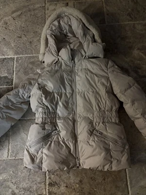 Chaqueta/abrigo grande con capucha/piel acolchada tostada acolchada media muslo coach para mujer Foto 1 de 4