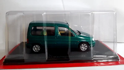 DIE CAST -CITROEN BERLINGO MULTISPACE  SCALA 1/24 Auto Citroen scala 1:24 (#39) - Immagine 1 di 2