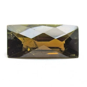 AMAZING 5.50 CTS GREEN TOURMALINE RECTANGLE CUT GEMSTONE  - Picture 1 of 3