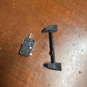 Used Genuine Parts Power Switch Assy for Ridgid R2601 5” Random Orbit Sander - Picture 1 of 5