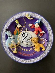 Walt Disney World 25th Anniversary 3D Plate 1996 - Picture 1 of 7
