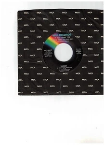 Smokey POP ROCK 45 (MCA 40429) If You Think You Know/It's Me VG+ - Imagen 1 de 2