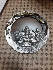 Vintage 1988 Michael Ricker Pewter Christmas Plate Angels Singing - Picture 1 of 7