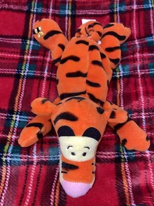 Animal de peluche Tigger de 9" de Disney - Imagen 1 de 3
