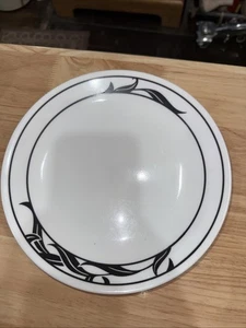 3-Corelle LYRICS Mittagessen Salatteller schwarz Blumenmuster 8,5" 3er Set - Bild 1 von 4