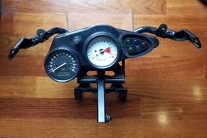 Suzuki SV650S Speedo Gauge Assembly Mounting Bracket 99-02 SV 650 Instrument Set - Picture 1 of 6