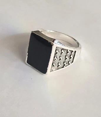 JUEGO DE BISEL ANILLO EN RELIEVE PLATA TITANIO CALIDAD HOMBRE CUADRADO ÓNIX NEGRO TALLA 9 Foto 1 de 3