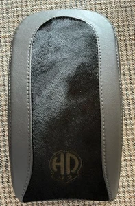 Almohadilla de guardabarros de pasajero Harley Davidson “perfil bajo” para FLSTH. 52536-94 - Imagen 1 de 5