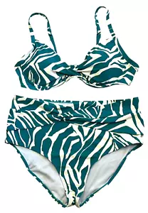 Catalina Swimsuit Womens Large 2 Piece Teal Animal Twist Top Underwire Beach - Picture 1 of 12