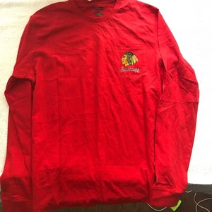 Chicago Blackhawks Long Sleeve Red Champion Valentines Tee Shirt W Pocket Large - Picture 1 of 5