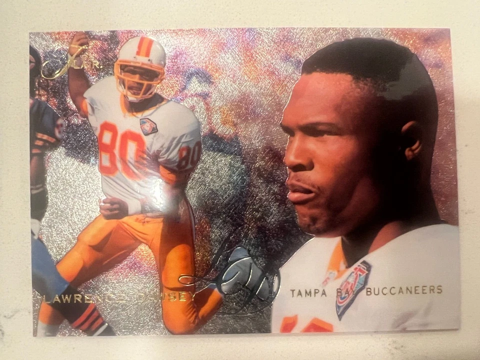 1995 Flair - Lawrence Dawsey ( Tampa Bay Buccaneers ) #202 - Image 1 of 2