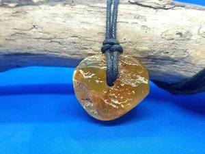 Hermoso colgante amarillo ámbar báltico natural genuino de 11 gramos - Imagen 1 de 8