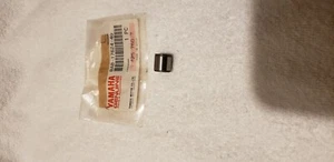 Yamaha OEM 8AB-17624-40-00 Superseded by 8BH-17624-00-00,Rollar Primary Sheave - Picture 1 of 6
