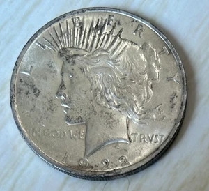 Better - 1922 Peace Silver Dollar - 90% US Coin - Philadelphia Mint - Picture 1 of 2