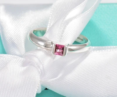Anillo Tiffany & Co Plata Esterlina Rosa Turmalina Cuadrado Pila Banda Foto 1 de 4
