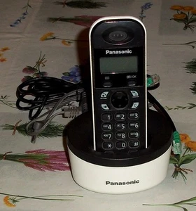 TELEFONO CORDLESS PANASONIC KX-TGA131EX BIANCO + BASE DI RICARICA - Zdjęcie 1 z 5