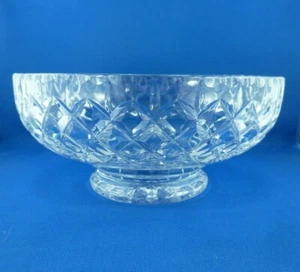 SIGNED WEBB & CORBETT MADE IN ENGLAND CRYSTAL BOWL 20.5 cms ACROSS - Picture 1 of 8