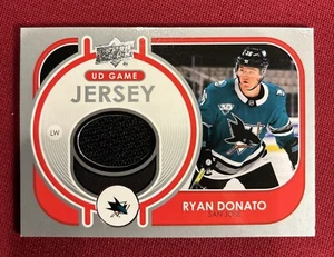 2021-22 Upper Deck Ryan Donato RARE Black Jersey Relic Variation ⭐️ MINT - Picture 1 of 2