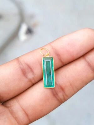 Emerald Gemstone Gold Charm Pendant 18 Solid Gold Handmade Pendant - Image 1 of 3