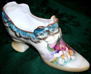 Lovely Antique Reinhold Schlegmilch R.S.Prussia Lady's Porcelain Shoe - Picture 1 of 3