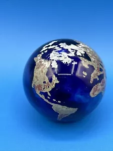 2000 James Lundberg Studios World Globe Art Glas Briefbeschwerer signiert - Bild 1 von 8