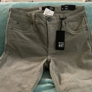 Pantalones de mezclilla KUT from the Kloth talla 2P tiro alto Diana verde salvia nuevos con etiquetas - Imagen 1 de 15