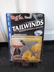 Avión a reacción fundido a presión Maisto Tailwinds A-6E Intruder con soporte nuevo en paquete - Imagen 1 de 8