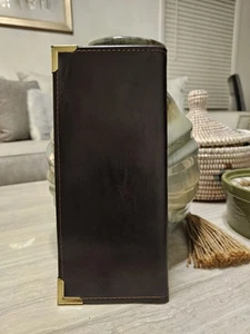 Classic Professional SamsiII 8105 Leather Business Cards Wallet w/ Brass Corners - Picture 1 of 10