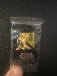 Star Wars Jar Jar Binks Vintage Enamel Pin Badge Sealed - Picture 1 of 3