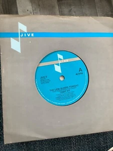 Tight Fit. Der Löwe schläft heute Nacht 7" Vinyl 1982. Jive Records. Unifarbene Ärmel - Bild 1 von 4